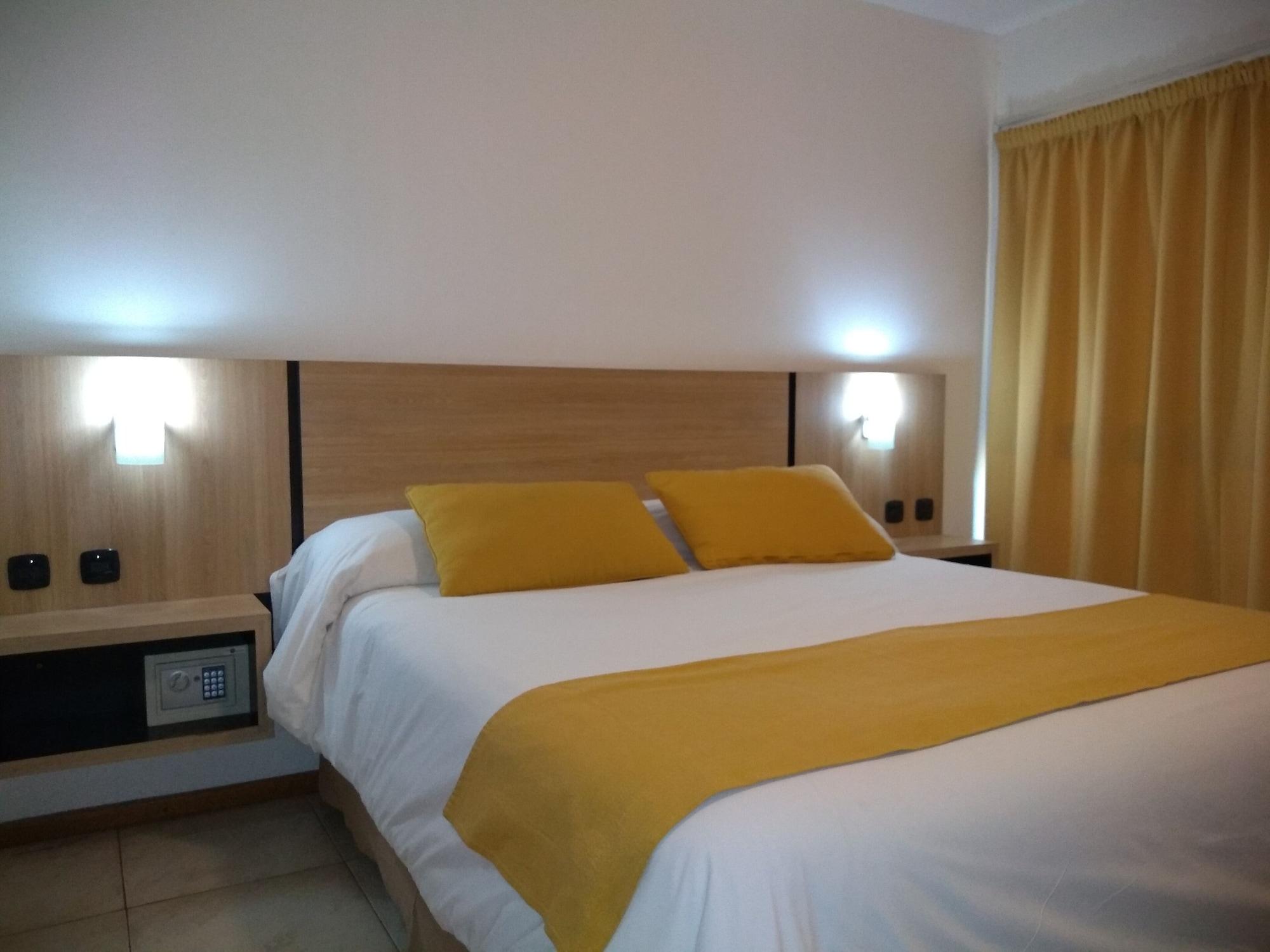 Premium Mendoza Apart Hotel Exteriör bild